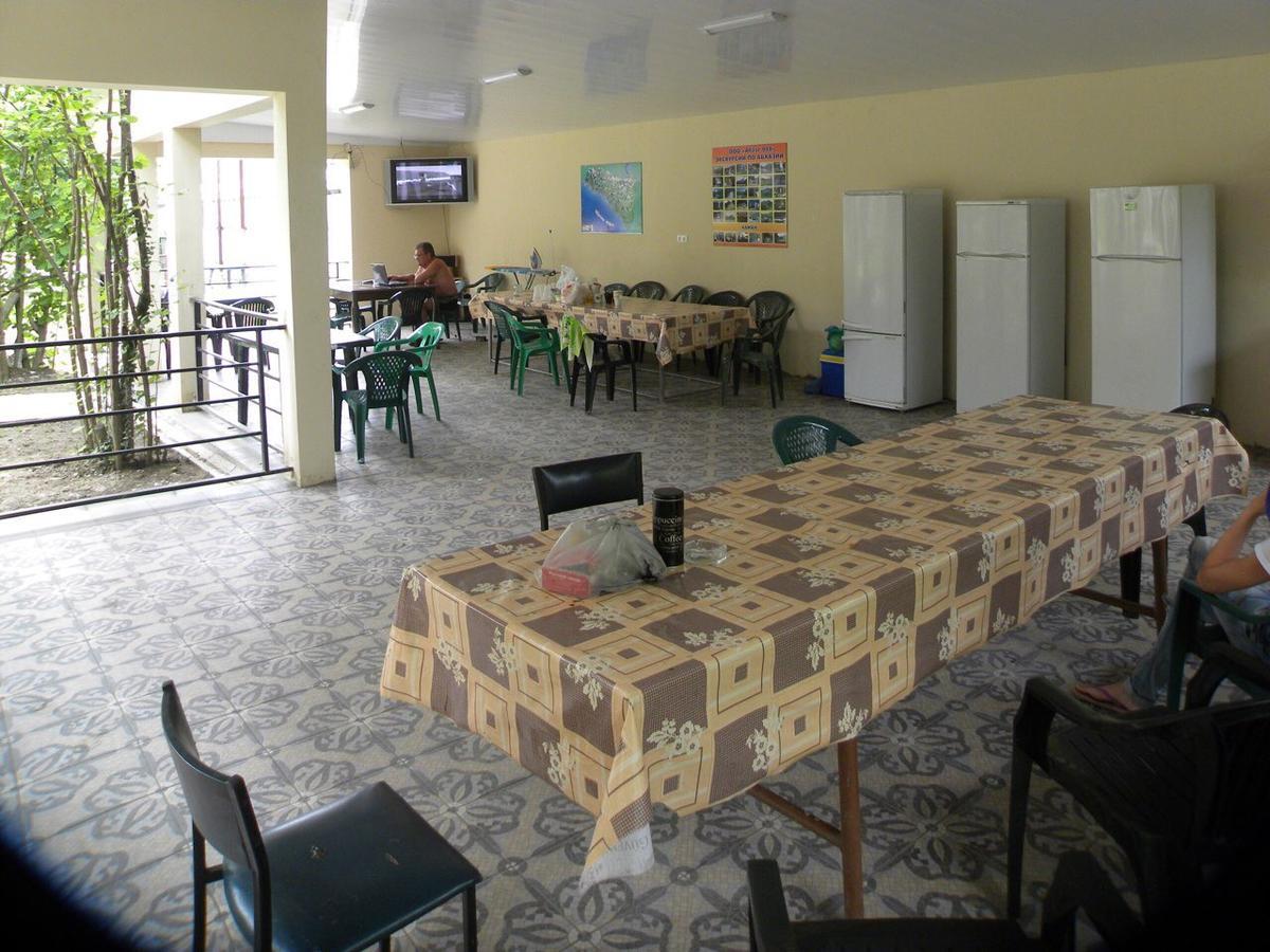 Guest House Dali Gagra Buitenkant foto