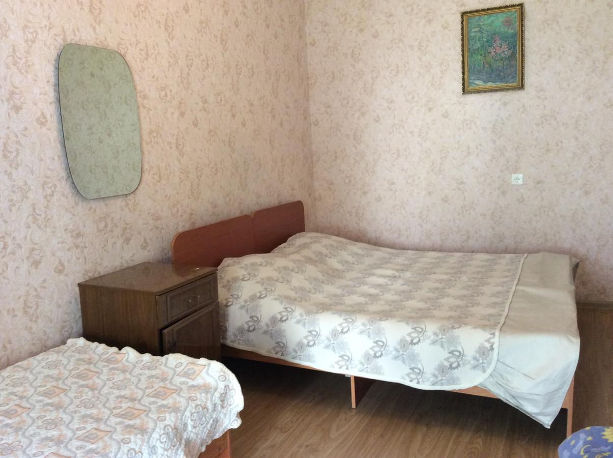 Guest House Dali Gagra Buitenkant foto